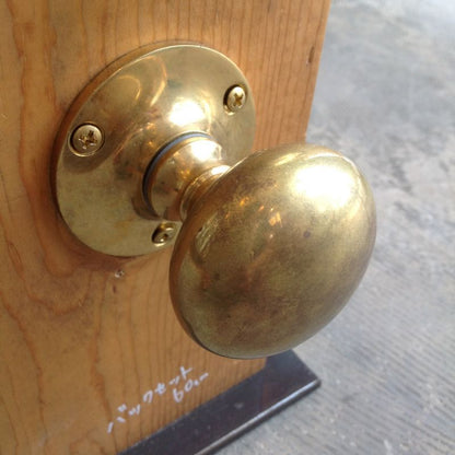 Doorknob 305 (Brass)